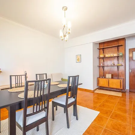 Guestready - Getaway Costa da Caparica